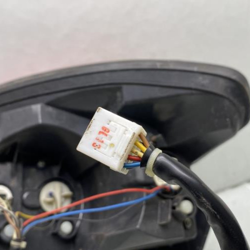 Feu arriere principal droit (feux) CHEVROLET CAPTIVA Photo n°3