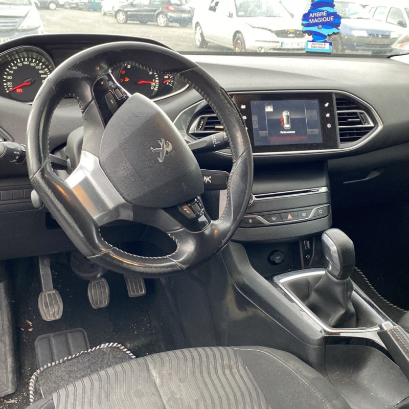 PEUGEOT 308 2 PHASE 1 1.2 PURETECH - 12V TURBO Photo n°15