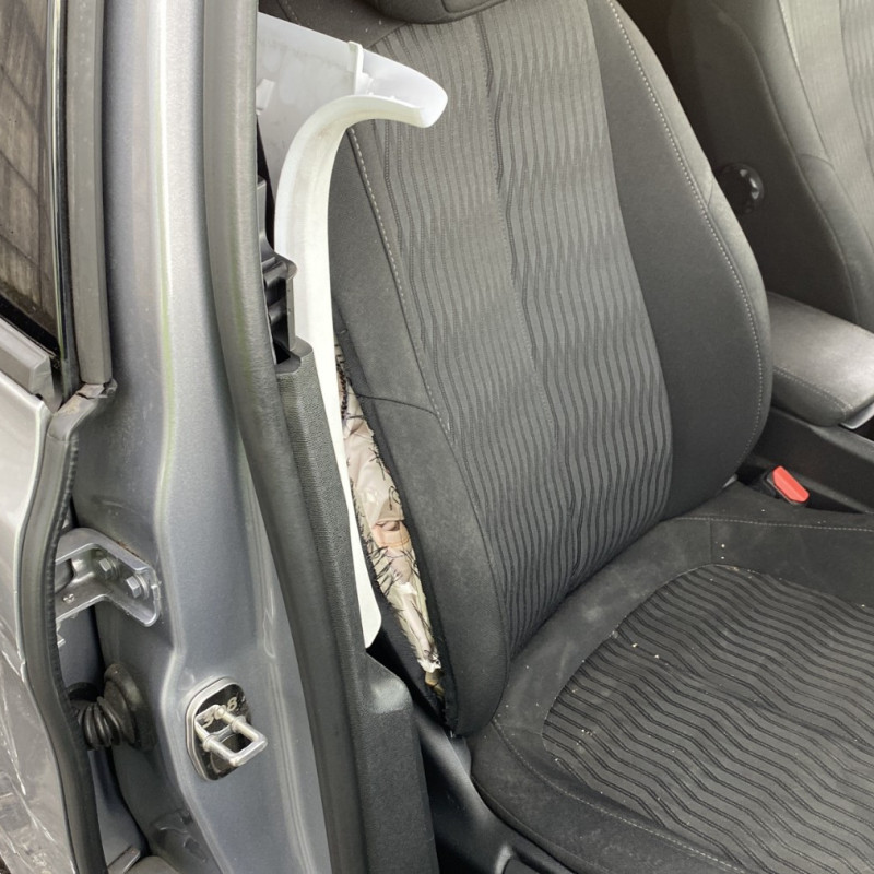 PEUGEOT 308 2 PHASE 1 1.2 PURETECH - 12V TURBO Photo n°17
