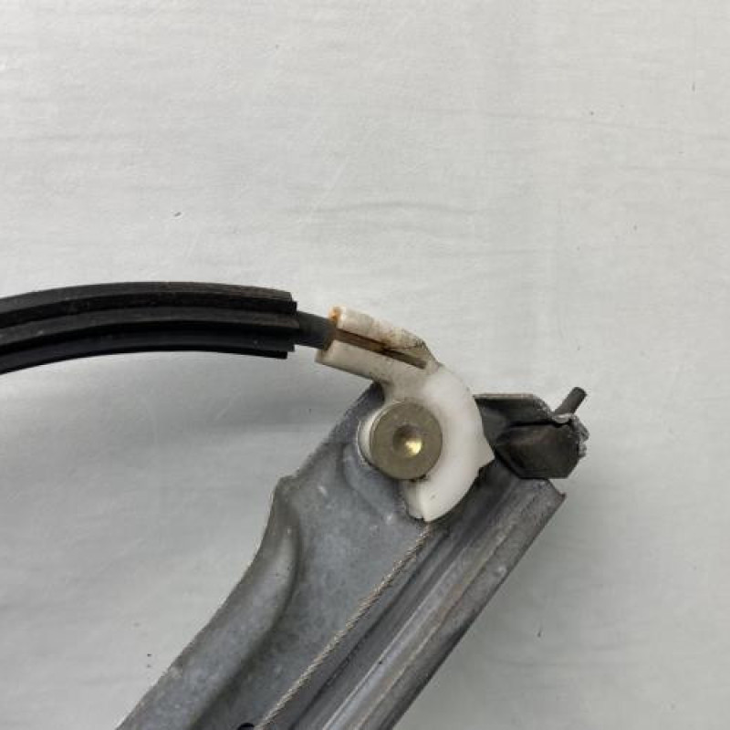 Leve vitre electrique avant gauche CITROEN XSARA PICASSO Photo n°3
