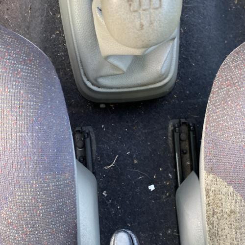 Leve vitre electrique avant gauche RENAULT TWINGO 1 Photo n°20