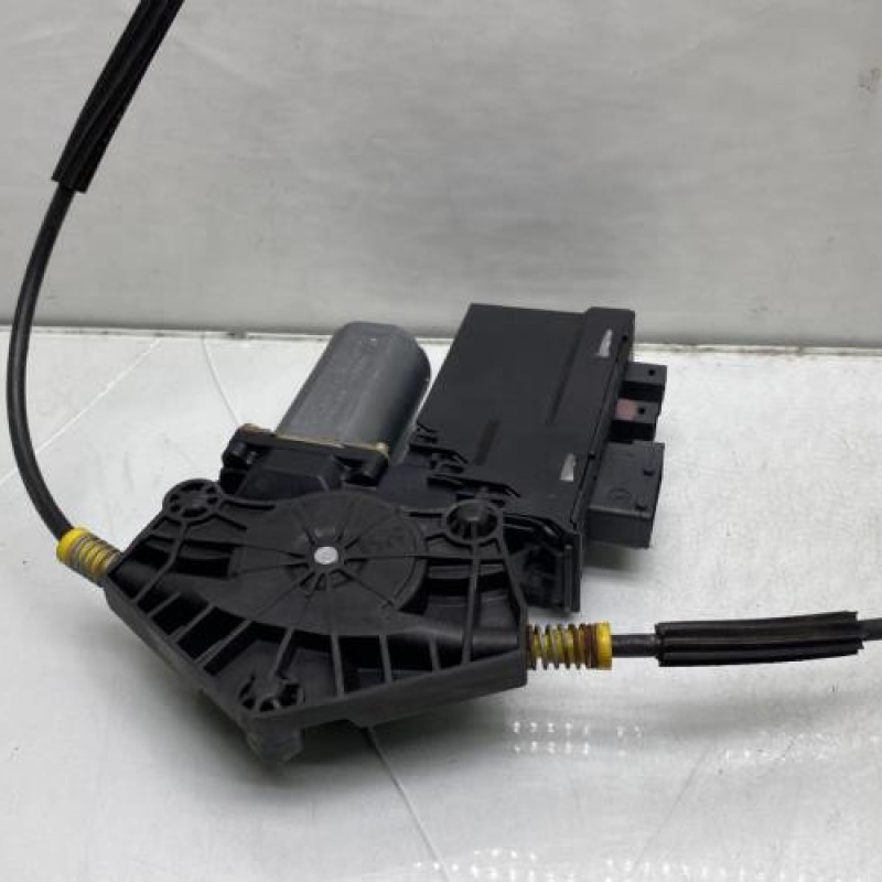 Leve vitre electrique avant gauche PEUGEOT 307 Photo n°4