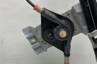 Leve vitre mecanique avant gauche VOLKSWAGEN GOLF 3
