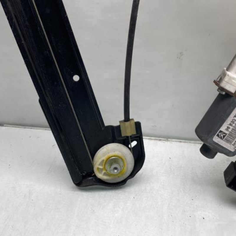 Leve vitre electrique avant droit CITROEN C6 Photo n°7