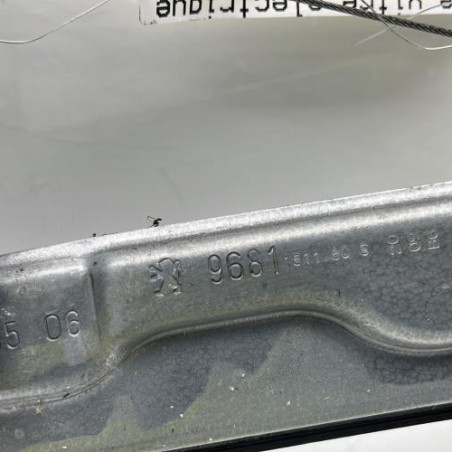 Leve vitre electrique avant droit PEUGEOT 207