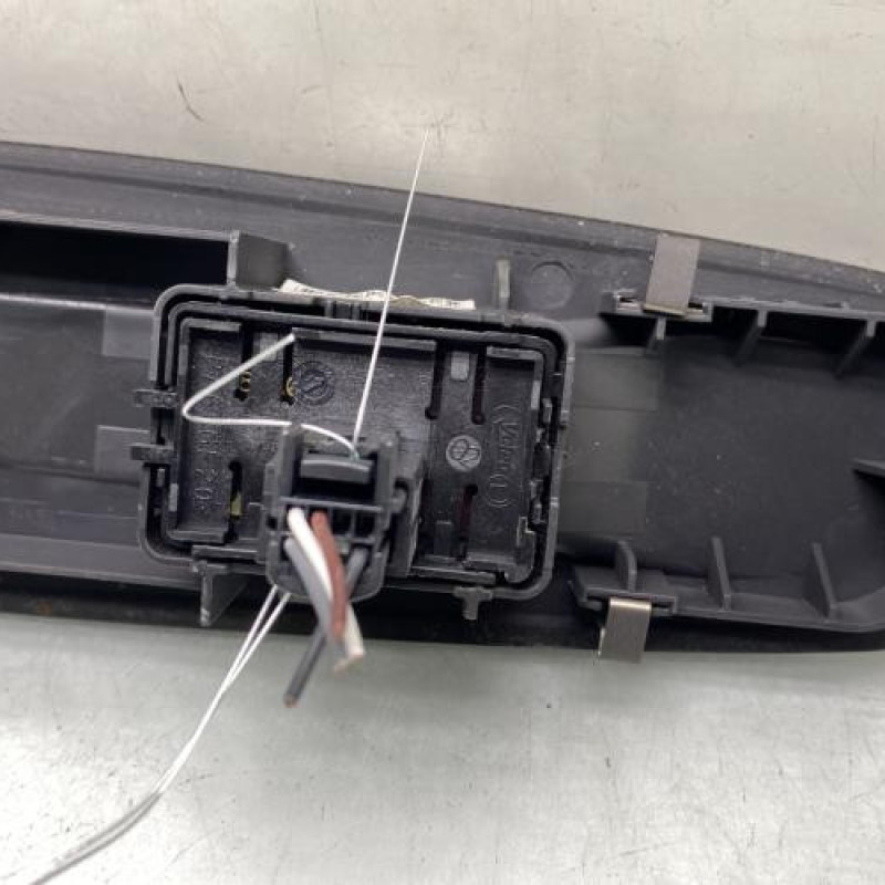 Interrupteur de leve vitre avant droit RENAULT LATITUDE Photo n°3