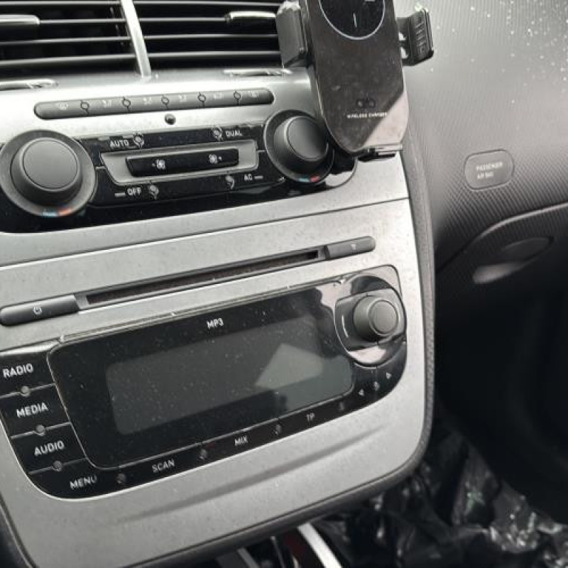 Leve vitre electrique avant gauche SEAT ALTEA Photo n°19