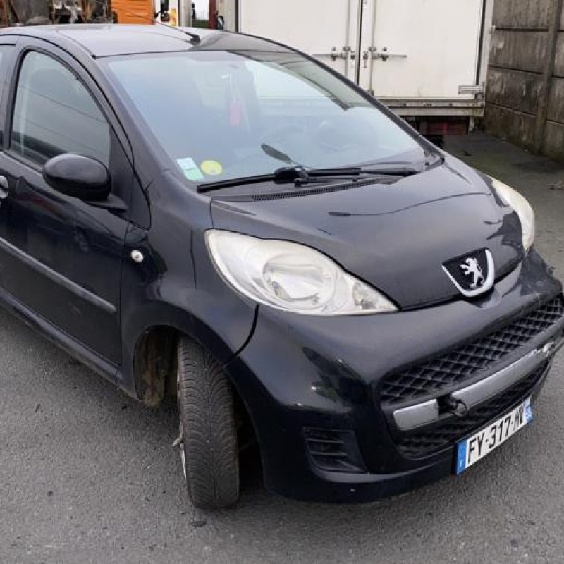 Feu arriere principal droit (feux) PEUGEOT 107 Photo n°15
