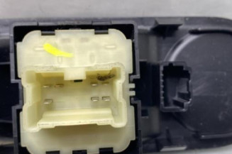Interrupteur de leve vitre avant gauche RENAULT TWINGO 3