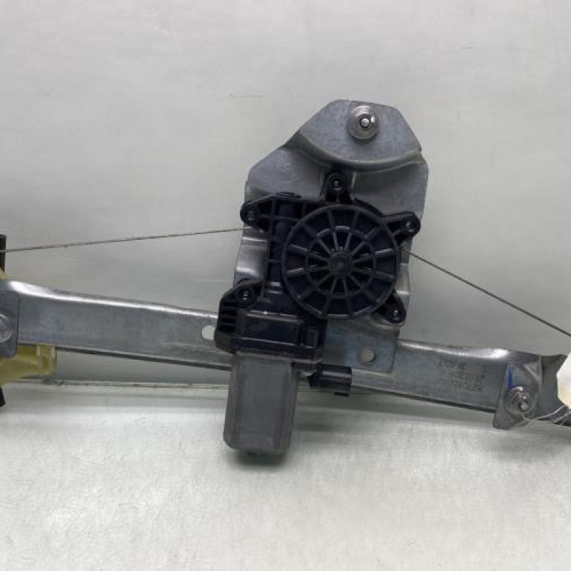 Leve vitre electrique arriere gauche RENAULT CLIO 4 Photo n°4