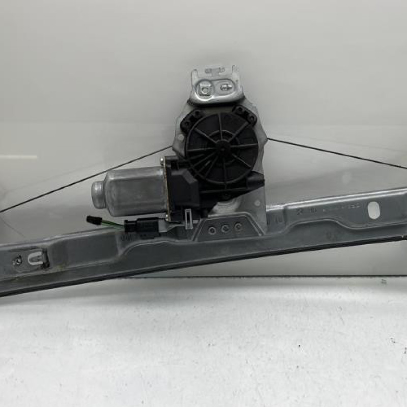 Leve vitre electrique avant droit PEUGEOT 207 Photo n°1
