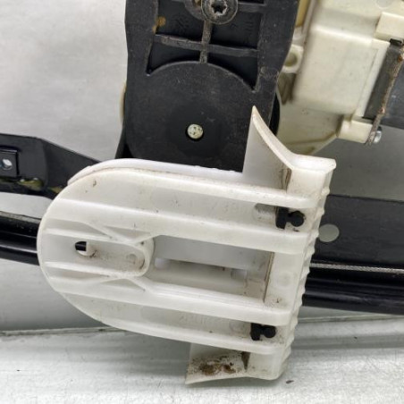 Leve vitre electrique arriere droit FORD MONDEO 3