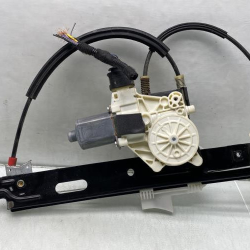 Leve vitre electrique arriere droit FORD MONDEO 3 Photo n°4