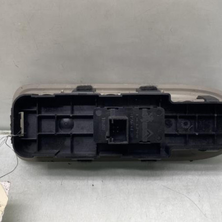 Interrupteur de leve vitre avant droit CITROEN C5 2