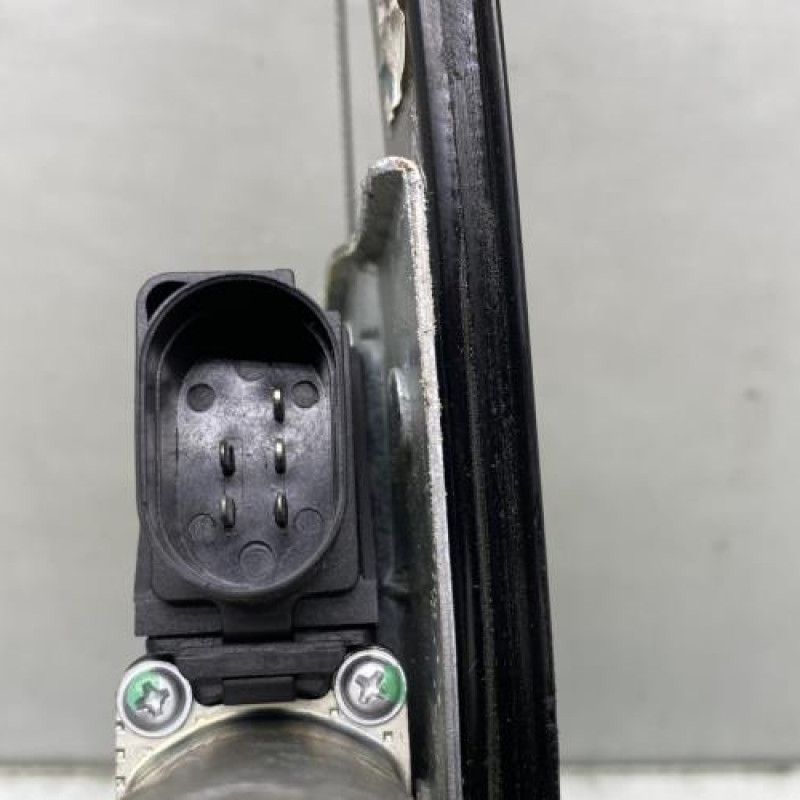 Leve vitre electrique arriere gauche BMW SERIE 3 E90 Photo n°4