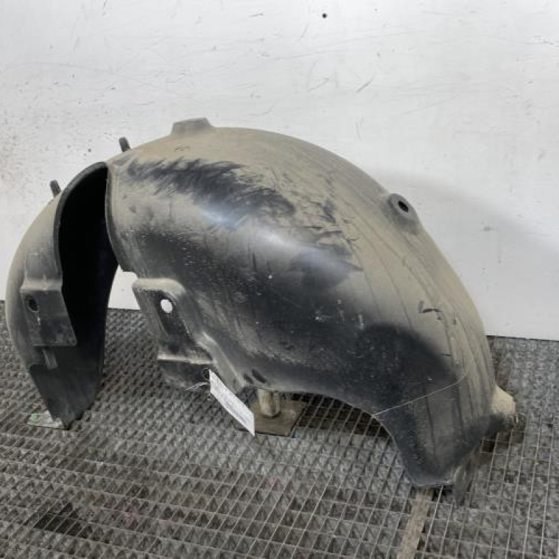 Pare boue arriere gauche RENAULT CLIO 5 Photo n°3
