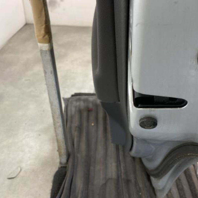 Porte arriere droit VOLKSWAGEN POLO 4 Photo n°6