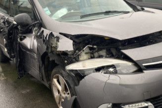 RENAULT SCENIC 3 PHASE 3 1.2i - 16V TURBO TCE 115