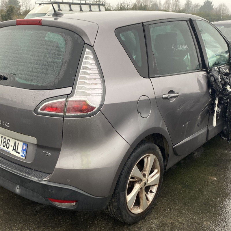 RENAULT SCENIC 3 PHASE 3 1.2i - 16V TURBO TCE 115 Photo n°14