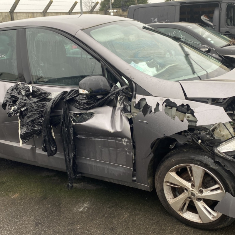 RENAULT SCENIC 3 PHASE 3 1.2i - 16V TURBO TCE 115 Photo n°19