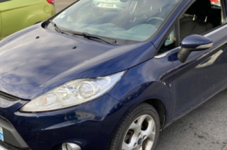 FORD FIESTA 6 PHASE 1 1.6 TI - 16V Photo n°1