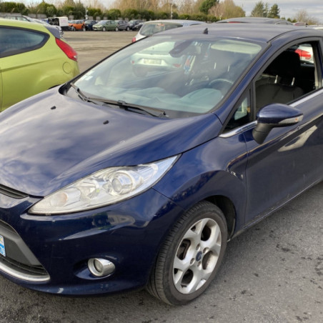 FORD FIESTA 6 PHASE 1 1.6 TI - 16V Photo n°1