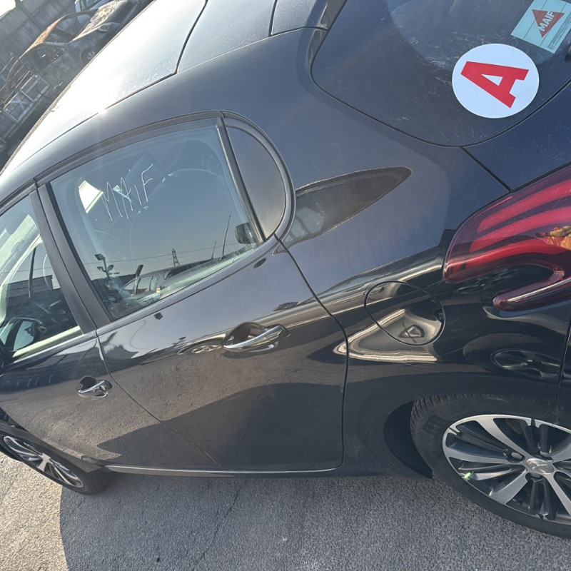 PEUGEOT 208 1 PHASE 2 1.2 VTI - 12V Photo n°6