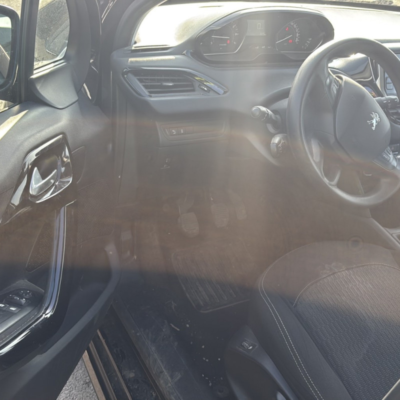 PEUGEOT 208 1 PHASE 2 1.2 VTI - 12V Photo n°9