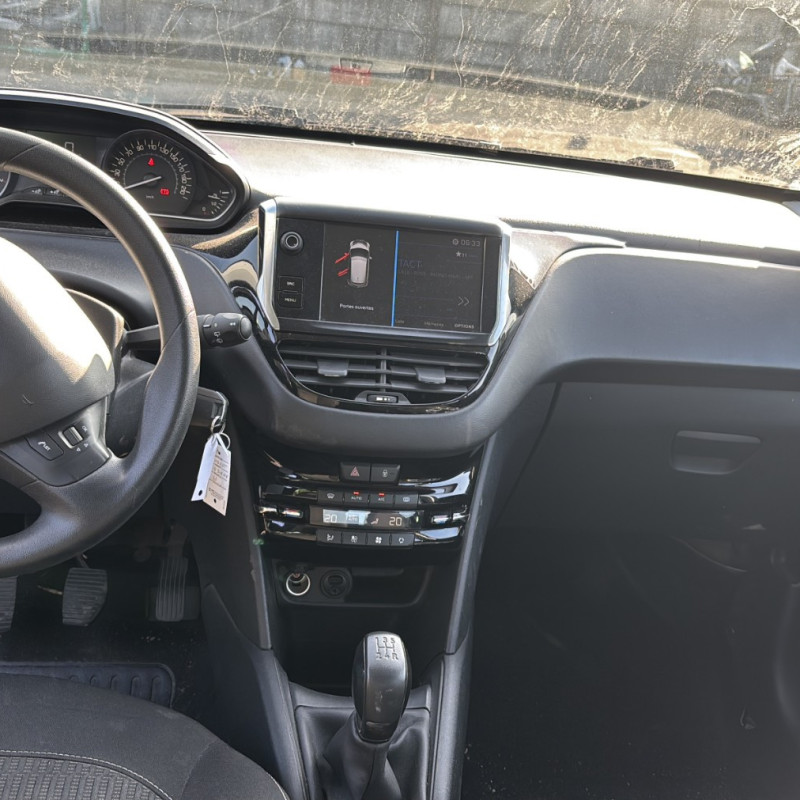 PEUGEOT 208 1 PHASE 2 1.2 VTI - 12V Photo n°12