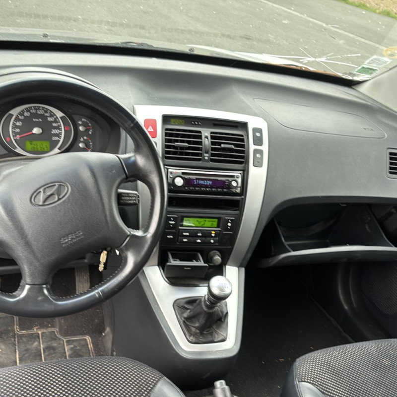 HYUNDAI TUCSON 1 2.0 CRDI - 16V TURBO Photo n°11