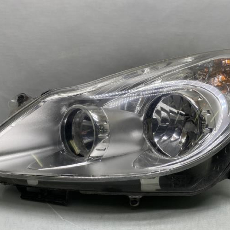 Optique avant principal gauche (feux)(phare) OPEL CORSA D Photo n°1