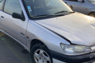 Feu arriere principal gauche (feux) PEUGEOT 306