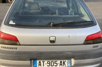 Feu arriere principal gauche (feux) PEUGEOT 306