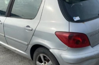 Renfort pare choc avant (traverse) PEUGEOT 307