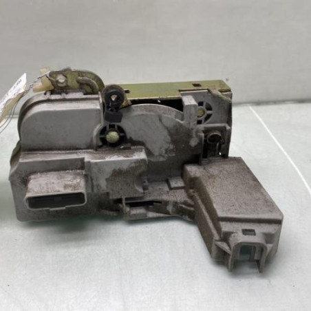 Serrure avant gauche PEUGEOT 307