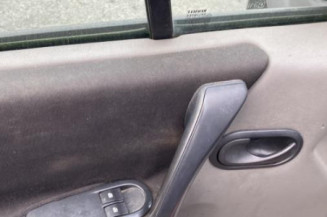 Bras essuie glace arriere RENAULT SCENIC 2