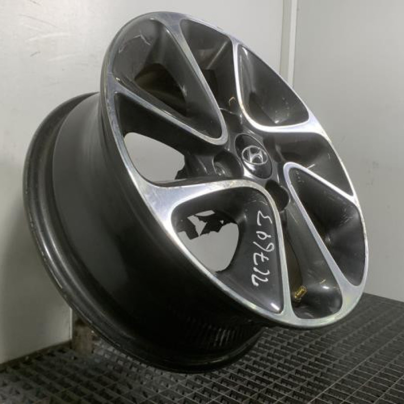 Jante HYUNDAI I 10 2 Photo n°3