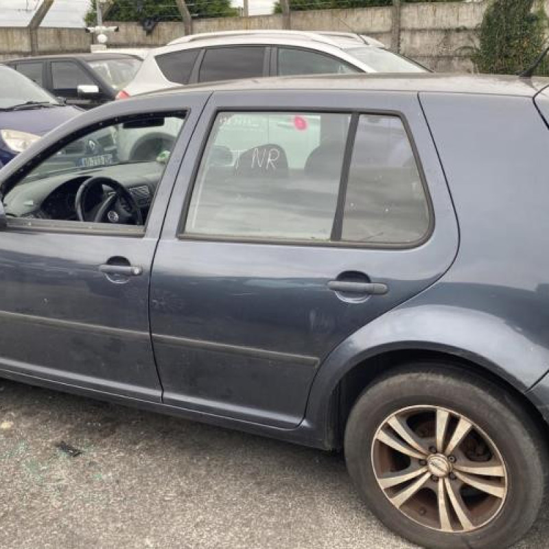 Serrure arriere droit VOLKSWAGEN GOLF 4 Photo n°19