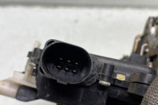 Serrure arriere gauche VOLKSWAGEN GOLF 4