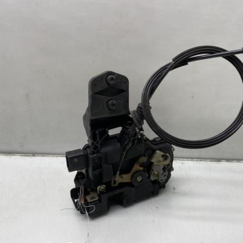 Serrure avant droit VOLKSWAGEN GOLF 4 Photo n°3