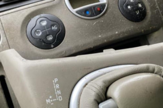 Bras essuie glace arriere RENAULT SCENIC 2
