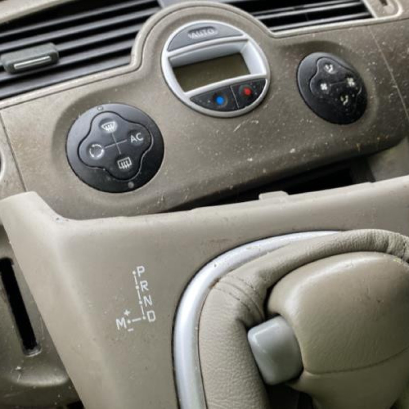 Bras essuie glace arriere RENAULT SCENIC 2 Photo n°16