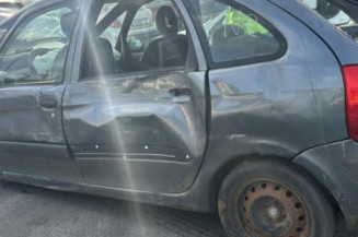 Com (Bloc Contacteur Tournant+Commodo Essuie Glace+Commodo Phare) CITROEN XSARA PICASSO