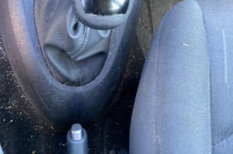 Bouton de coffre RENAULT CLIO 2
