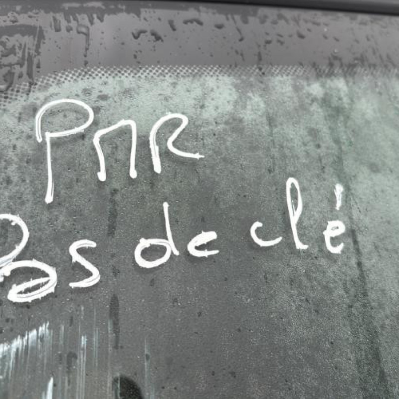 Interrupteur de leve vitre avant droit RENAULT CLIO 2 Photo n°19