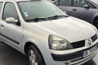 Crochet de remorquage RENAULT CLIO 2