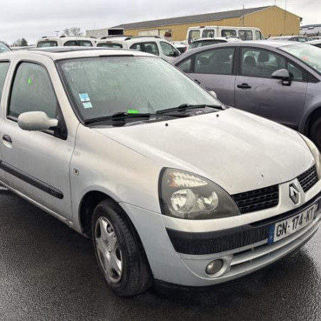 Crochet de remorquage RENAULT CLIO 2