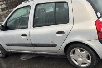 Crochet de remorquage RENAULT CLIO 2