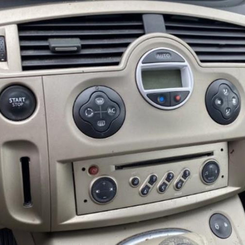 Bras essuie glace arriere RENAULT SCENIC 2 Photo n°17