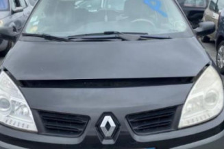 Feu arriere stop central RENAULT SCENIC 2